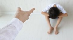 兒童綜合測評儀廠家媽媽們要注意兒童大腦發育遲緩的臨床症狀