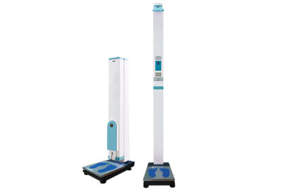  醫院測量身高體重的儀器測量的是人體的淨身高嗎？